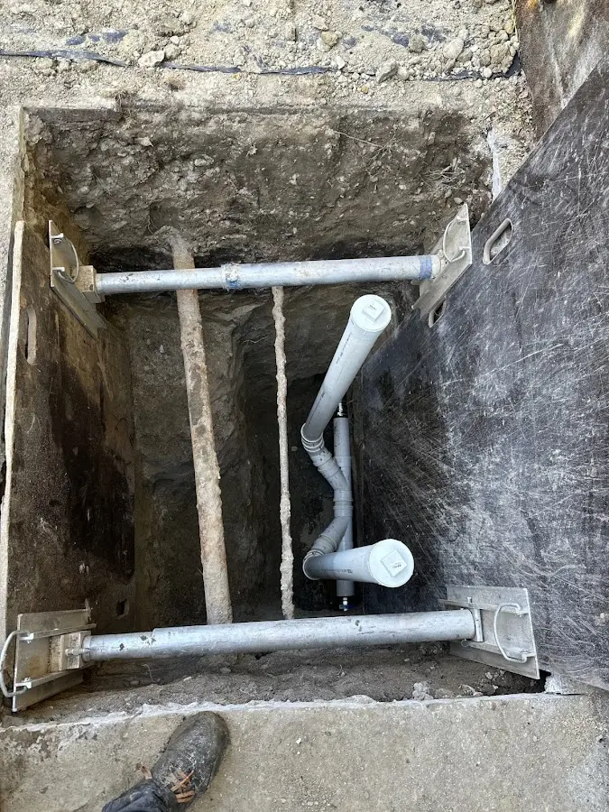 Experienced plumber completing Gas Line Repair work in Minnetrista